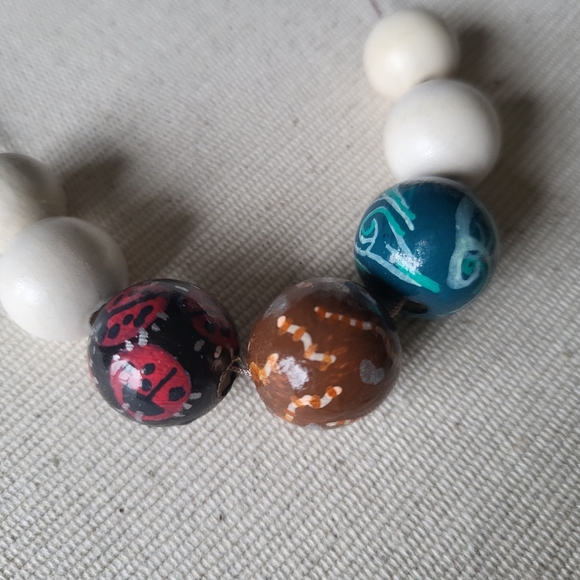 New handmade Necklace and earrings set - Picture 8 of 8